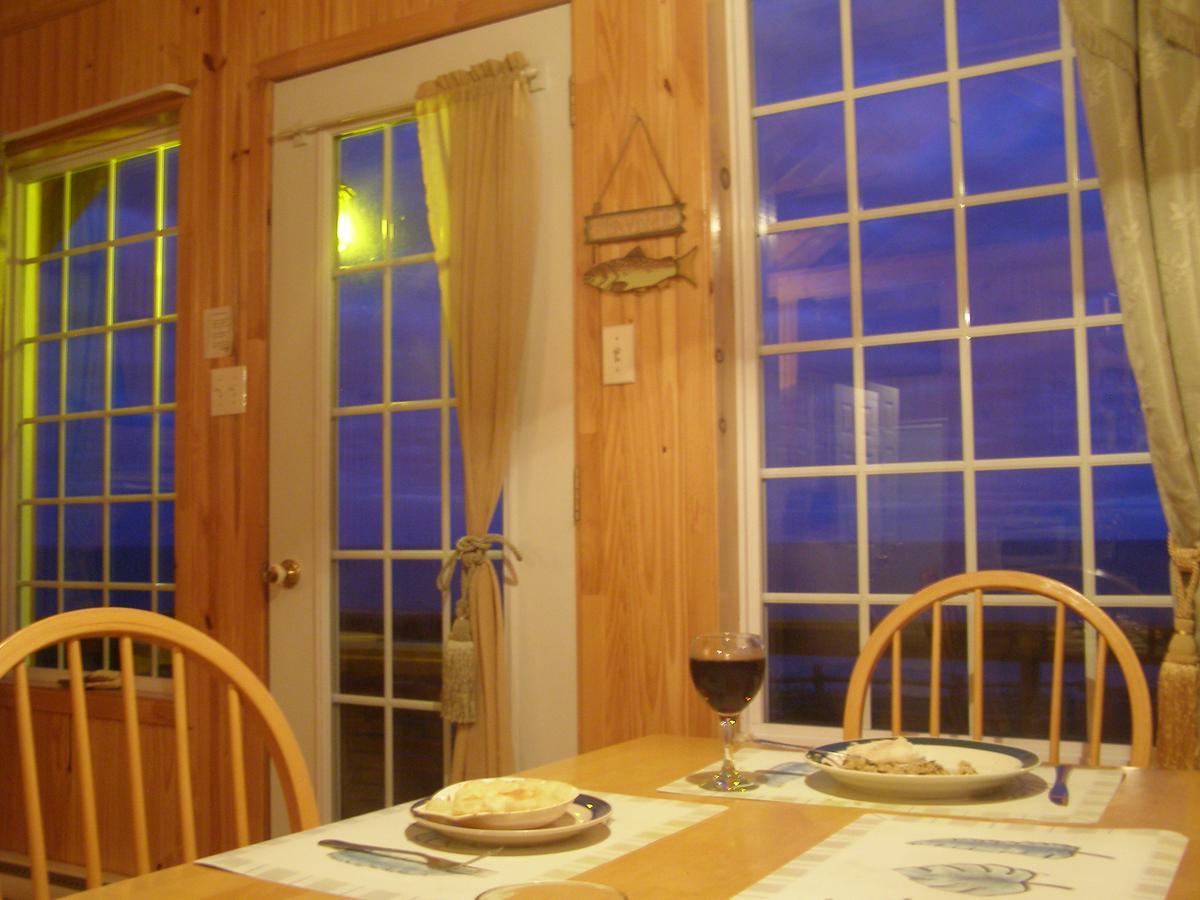 Sainte-Therese-de-Gaspe Les Chalets Brise-De-Mer מראה חיצוני תמונה