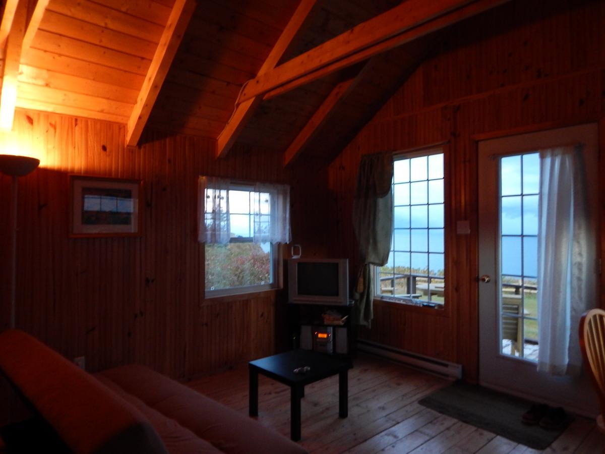 Sainte-Therese-de-Gaspe Les Chalets Brise-De-Mer מראה חיצוני תמונה
